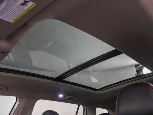 Used 2024 Volkswagen Atlas Peak Edition SEL image 13