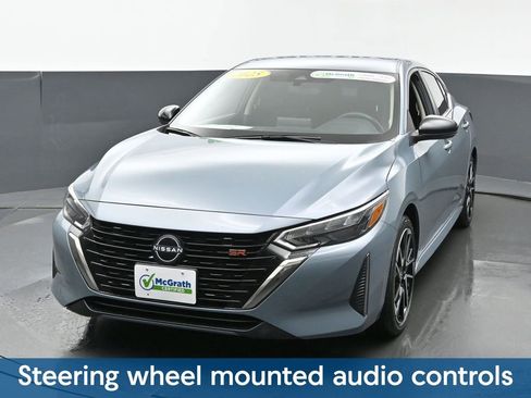 Used 2025 Nissan Sentra SR FWD image 6