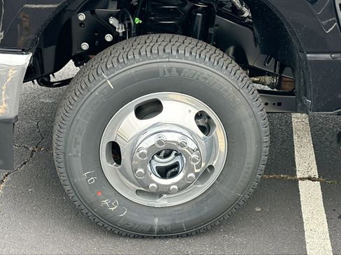 New 2026 Ford F350 XLT w/ 360-Degree Camera Package image 12