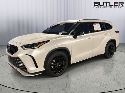 Used 2024 Toyota Highlander XSE