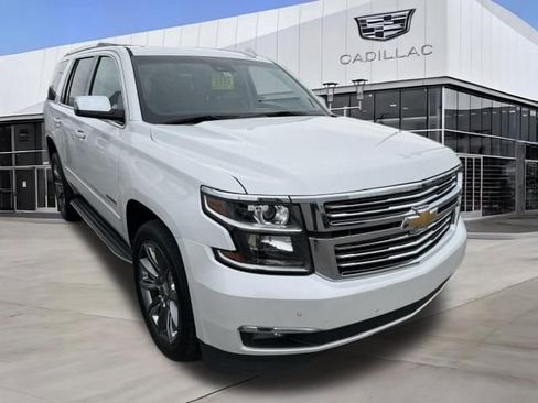 Used 2019 Chevrolet Tahoe Premier RWD image 3