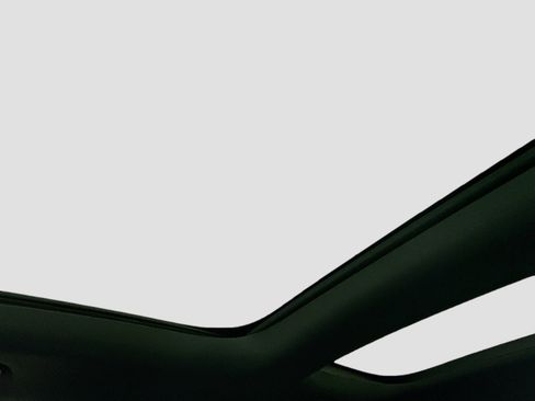 Used 2026 Mercedes-Benz GLA 250 4MATIC image 28