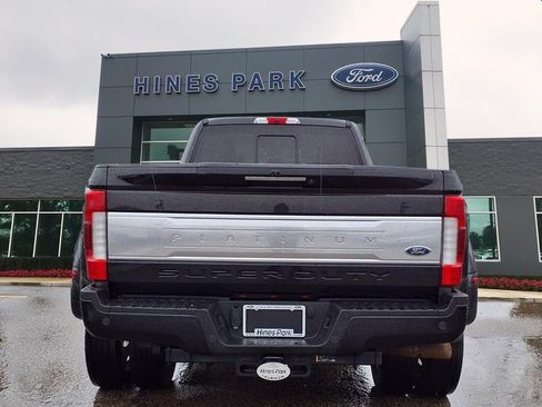Used 2019 Ford F450 Platinum w/ Platinum Ultimate Package image 5