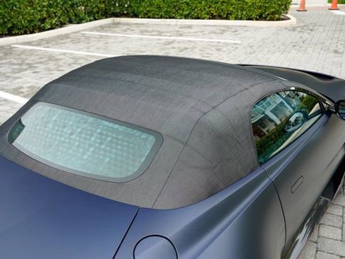 Used 2023 Aston Martin V12 Vantage V12 Roadster image 98