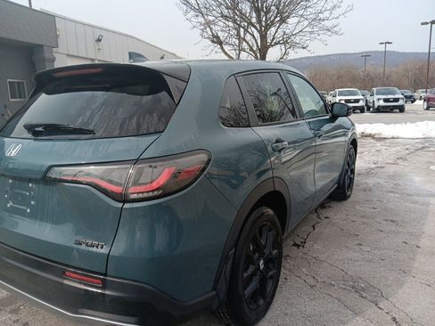 Used 2024 Honda HR-V Sport image 12