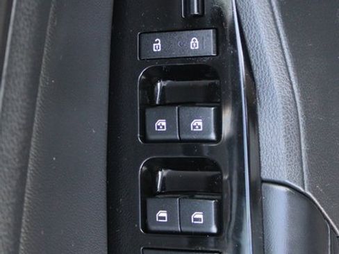 Certified 2023 Kia Sportage EX image 8