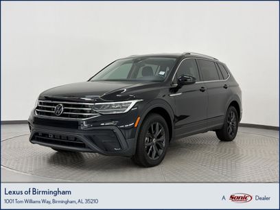 Used 2024 Volkswagen Tiguan SE