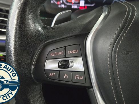 Used 2021 BMW X5 xDrive40i w/ Premium Package AWD/4WD image 11