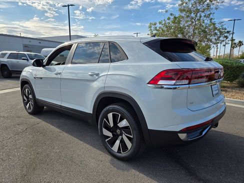 New 2025 Volkswagen Atlas Cross Sport SE AWD/4WD image 3