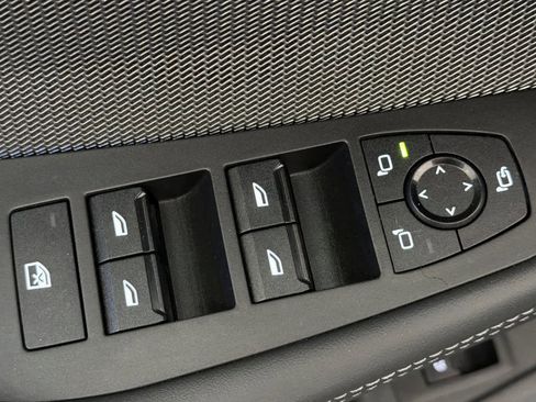 Used 2025 BMW M235i xDrive w/ Technology Package image 13