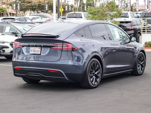Used 2023 Tesla Model X AWD/4WD image 5