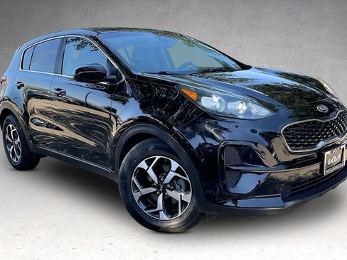 Certified 2022 Kia Sportage LX FWD image 19