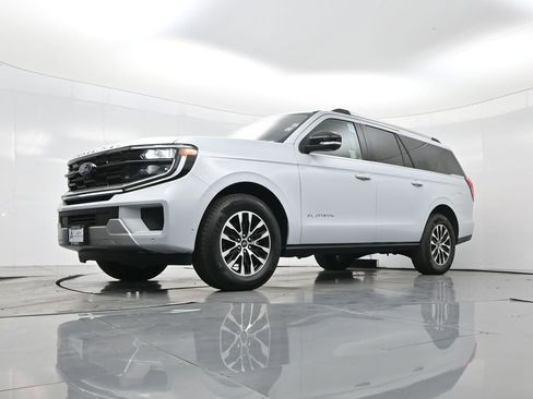 Used 2025 Ford Expedition Max Platinum image 45