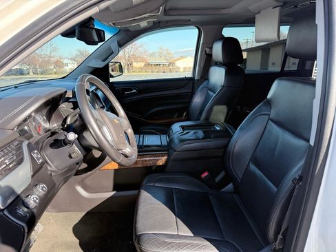 Used 2015 Chevrolet Suburban LTZ AWD/4WD image 10