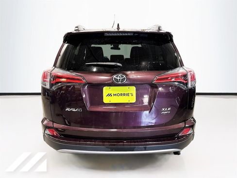 Used 2017 Toyota RAV4 XLE AWD/4WD image 6