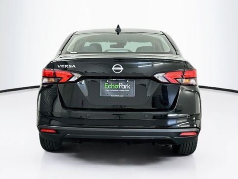 Used 2025 Nissan Versa SV FWD image 7