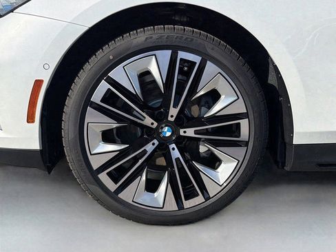 New 2026 BMW 530i xDrive w/ Premium Package AWD/4WD image 43