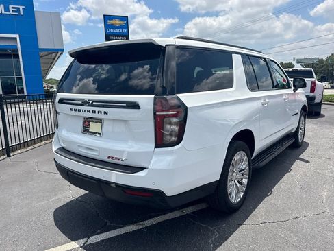 Used 2023 Chevrolet Suburban RST w/ Luxury Package AWD/4WD image 6