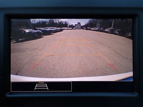 Used 2022 Chevrolet Equinox LT image 27