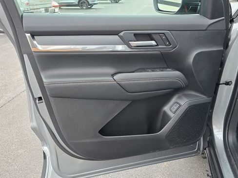 New 2026 GMC Terrain Elevation w/ Elevation Premium Package image 12