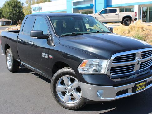 Used 2017 RAM 1500 Big Horn AWD/4WD image 2
