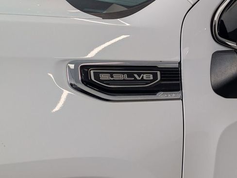 Used 2019 GMC Sierra 1500 SLT w/ SLT Premium Package image 5