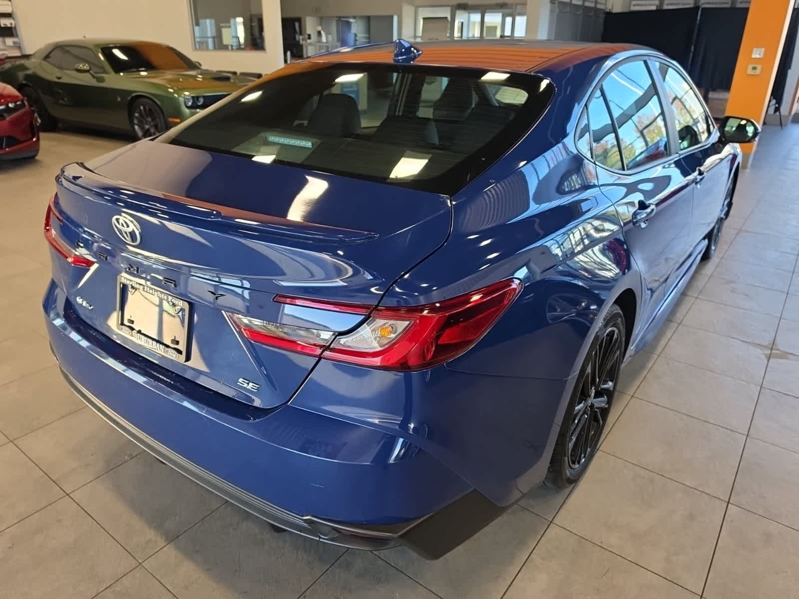 Used 2025 Toyota Camry SE FWD image 6
