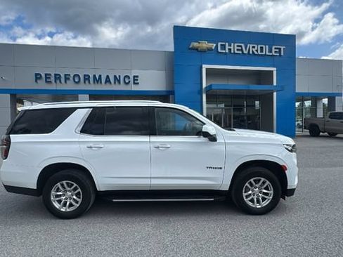 Used 2024 Chevrolet Tahoe LS AWD/4WD image 3