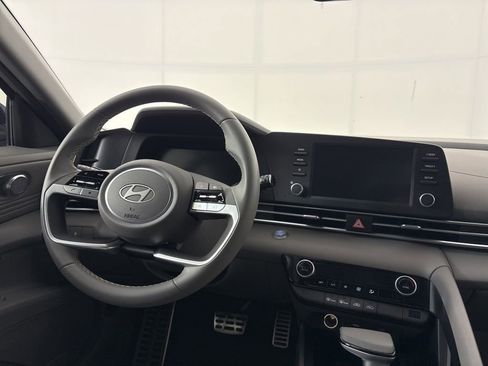 New 2026 Hyundai Elantra Sport FWD image 24