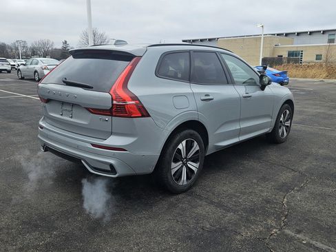 Used 2025 Volvo XC60 T8 Plus image 4
