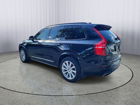 Used 2021 Volvo XC90 T6 R-Design w/ Protection Package Premier AWD/4WD image 6