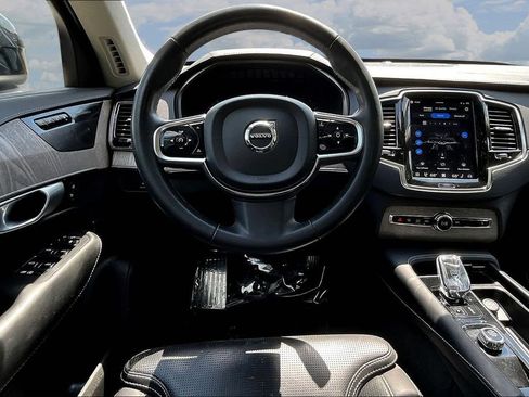Used 2024 Volvo XC90 B6 Ultimate w/ Lounge Package AWD/4WD image 10
