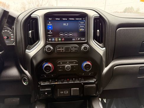 Used 2021 Chevrolet Silverado 1500 RST image 35