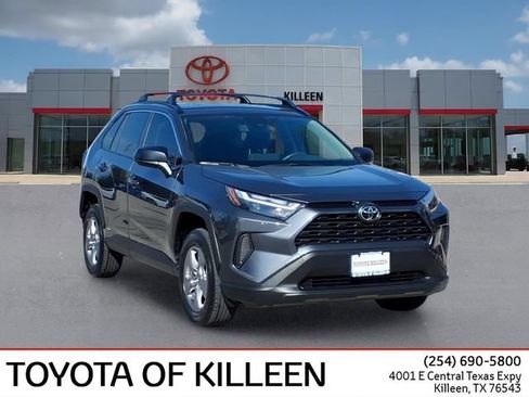Certified 2025 Toyota RAV4 LE AWD/4WD image 1