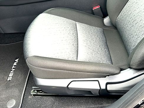 New 2026 Nissan Sentra SV w/ SV Convenience Package FWD image 12