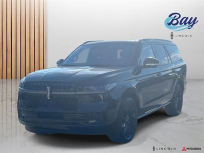 New 2025 Lincoln Navigator Reserve w/ Jet Appearance Package