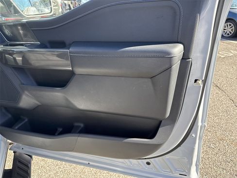 Used 2022 Ford F150 XLT w/ Equipment Group 302A High image 15