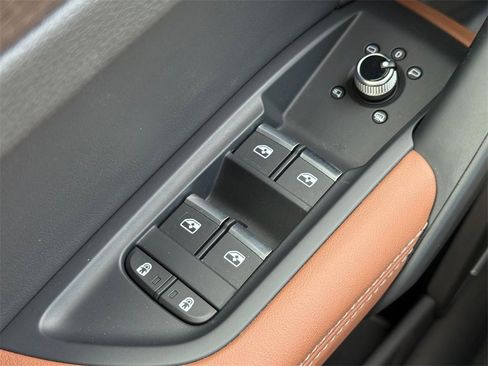 Used 2023 Audi Q5 2.0T Premium Plus w/ Premium Plus Package image 21