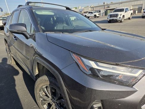 Used 2023 Toyota RAV4 XLE Premium image 9