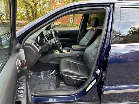 Used 2013 Jeep Grand Cherokee Laredo image 21