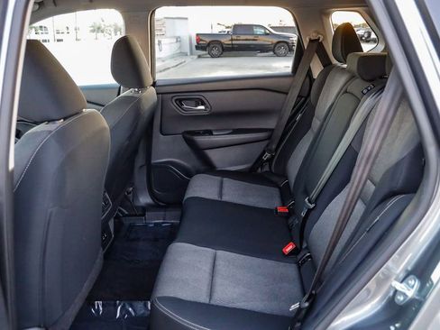 Used 2024 Nissan Rogue SV image 22