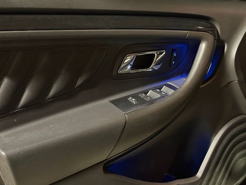 Used 2011 Ford Taurus Limited w/ 301A Rapid Spec Order Code image 13