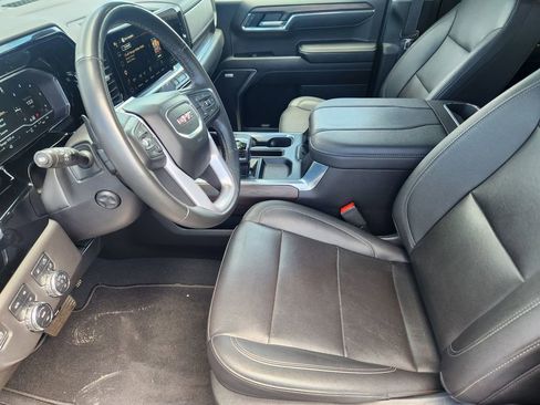 Used 2023 GMC Sierra 1500 SLT w/ SLT Convenience Package AWD/4WD image 13