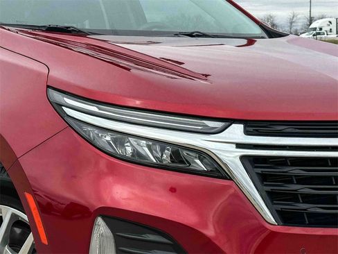 Used 2022 Chevrolet Equinox LT image 10