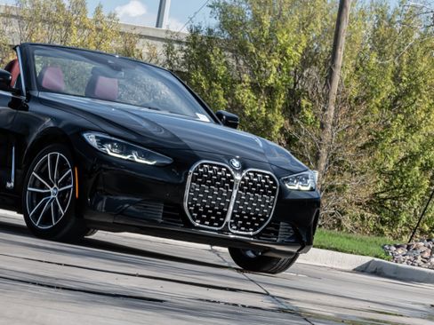 Certified 2023 BMW 430i Convertible w/ Premium Package image 7