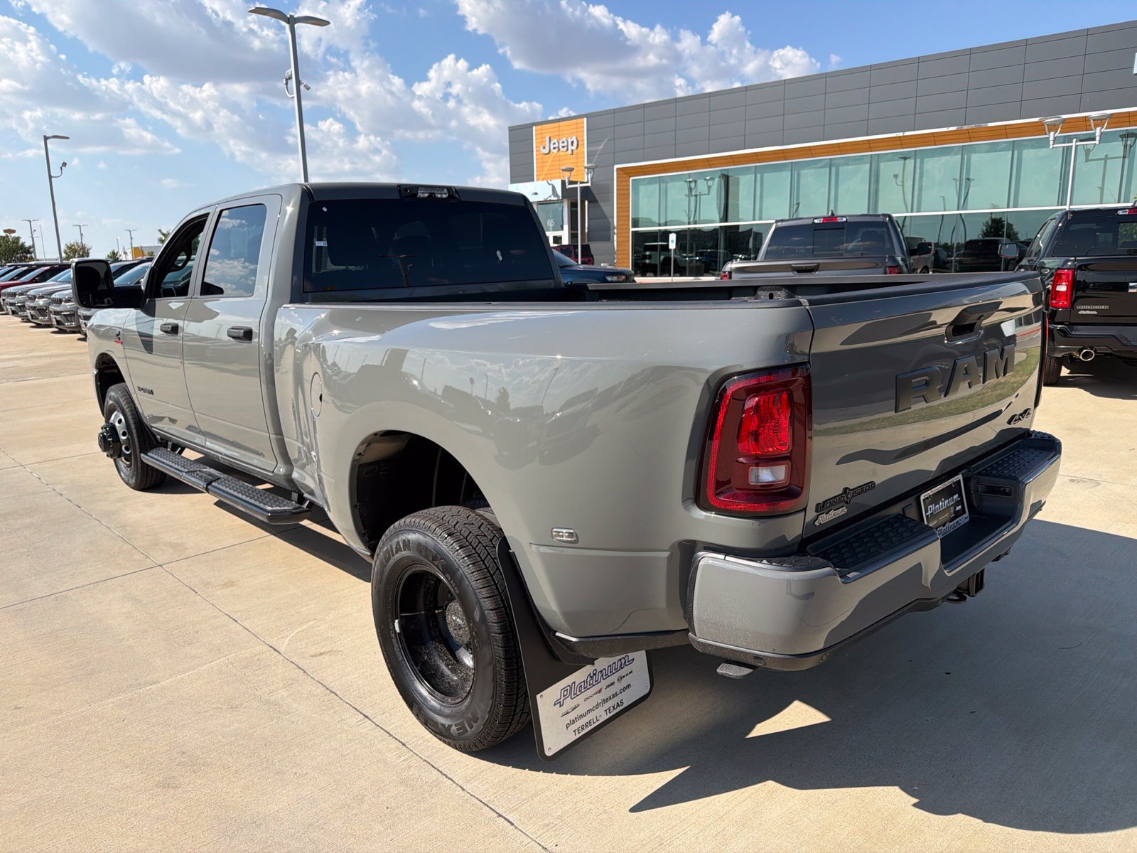 New 2027 RAM 3500 Big Horn AWD/4WD image 3