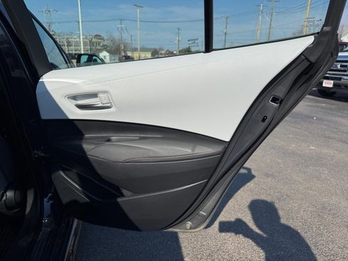Used 2024 Toyota Corolla SE image 26