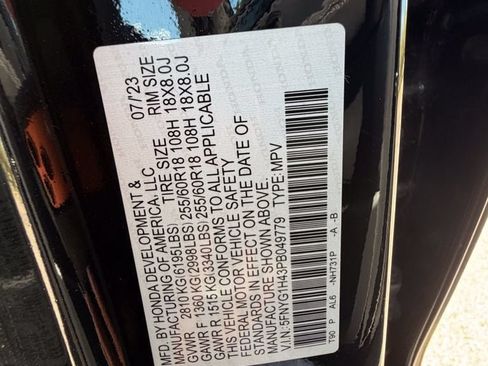 Used 2023 Honda Pilot EX-L image 32