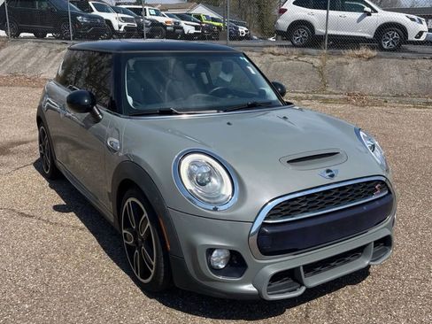 Used 2016 MINI Cooper S image 4