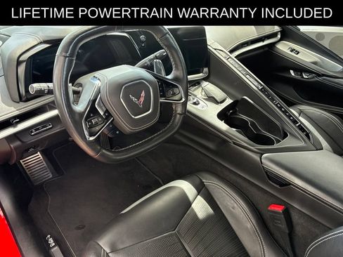Used 2025 Chevrolet Corvette Stingray Premium Conv w/ 3LT RWD image 8